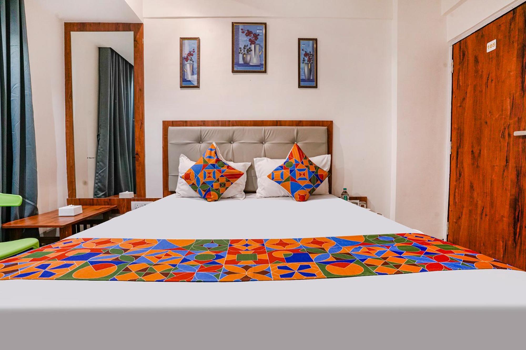 Fabexpress Utsav Residency - Nr Panvel Hotel Jāmb Exterior photo