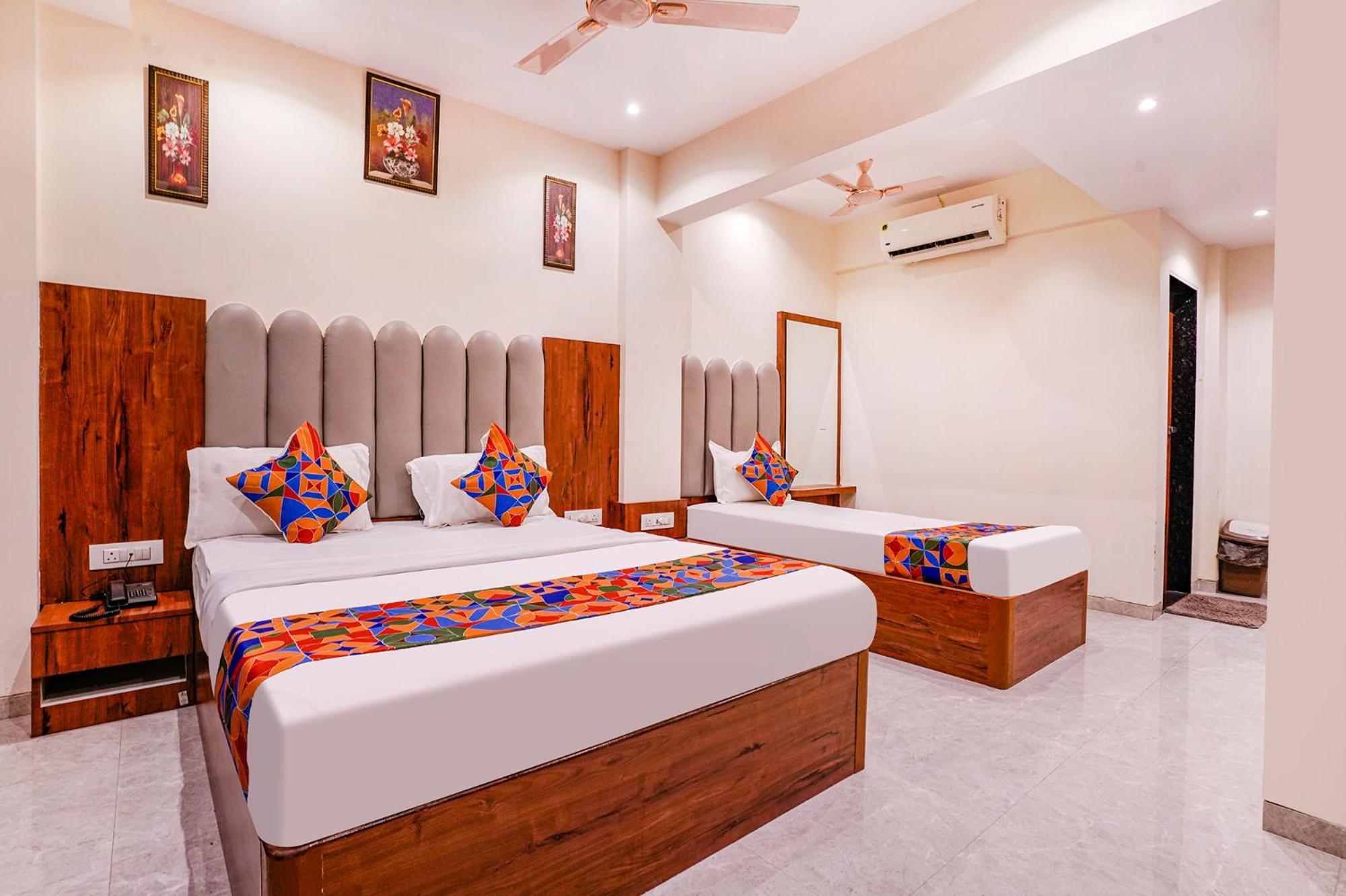 Fabexpress Utsav Residency - Nr Panvel Hotel Jāmb Exterior photo