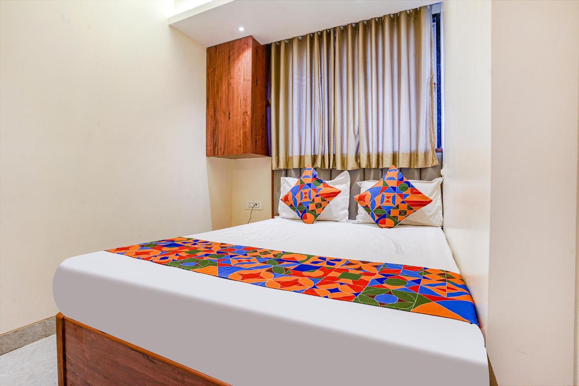 Fabexpress Utsav Residency - Nr Panvel Hotel Jāmb Exterior photo